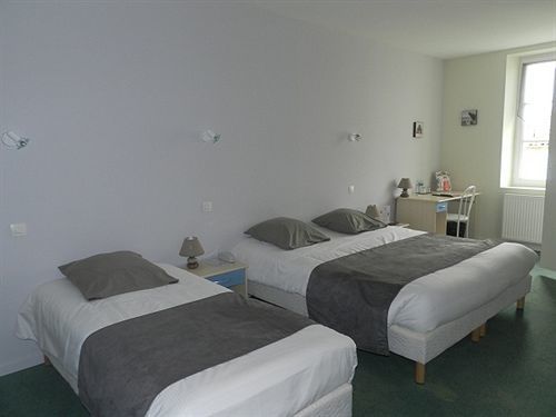 Caravelle Contact Hotel 2*